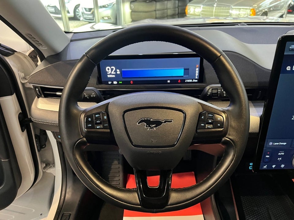 Ford Mustang Mach-E 98 Extended Range 5d