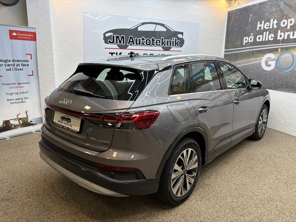 Audi Q4 e-tron 45 Progress quattro 5d