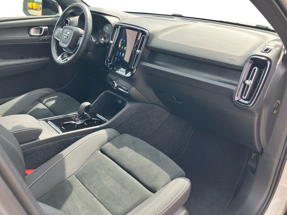 Volvo EX40 Extended Range Ultra 5d