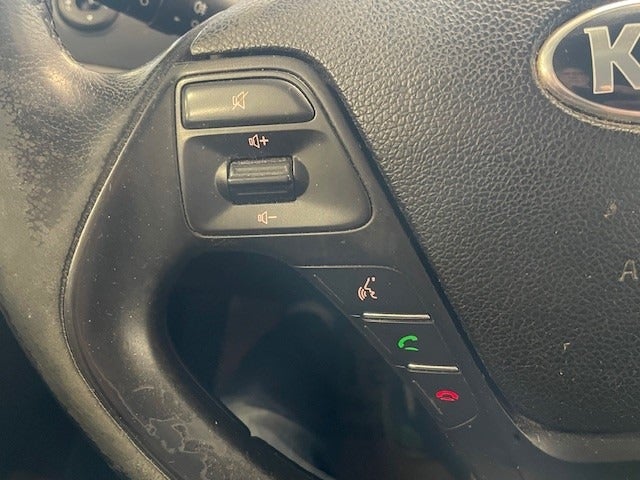 Kia Ceed 1,4 CVVT Style 5d