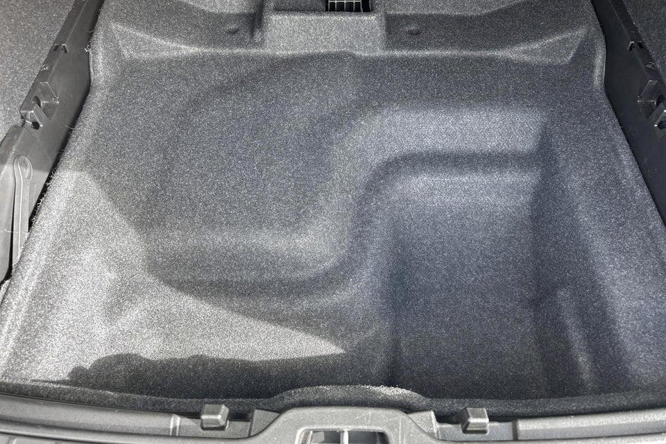 Volvo XC40 P6 ReCharge Core 5d