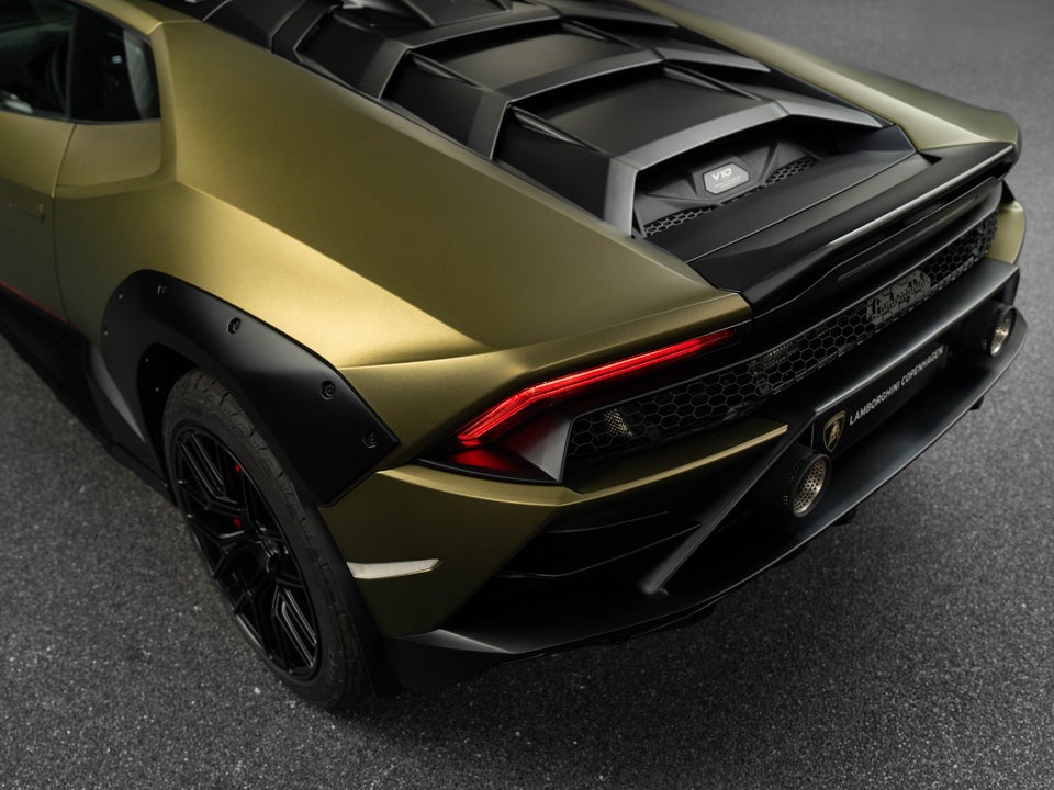 Lamborghini Huracan 5,2 Sterrato 2d