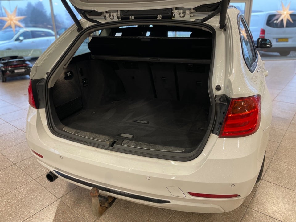 BMW 320d 2,0 Touring Sport Line aut. 5d