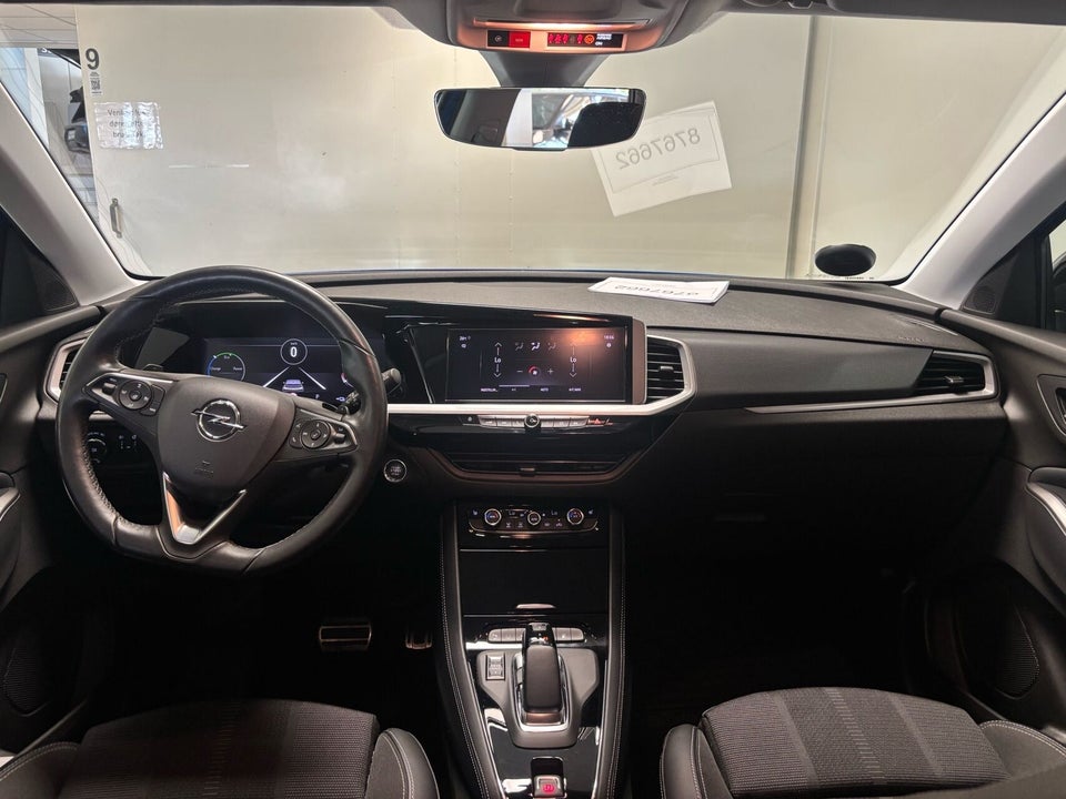 Opel Grandland 1,6 Hybrid Ultimate aut. 5d