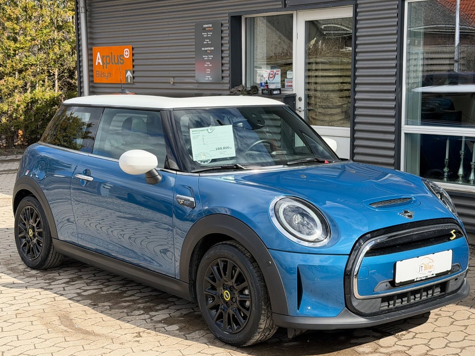 MINI Cooper SE Maximise 3d