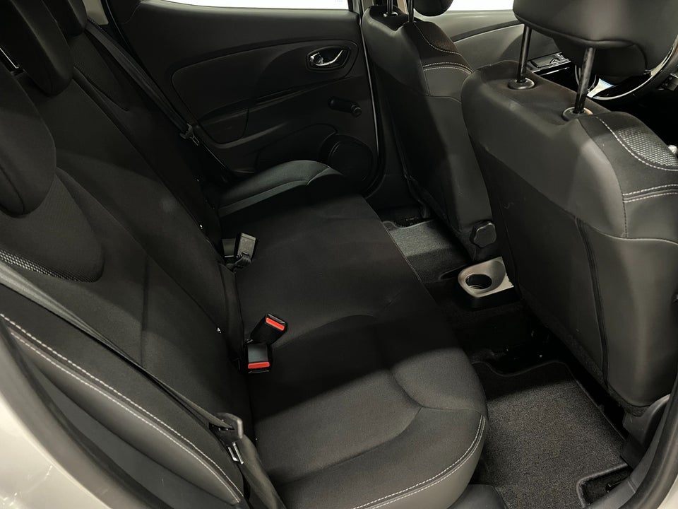 Renault Clio IV 0,9 TCe 90 Expression 5d