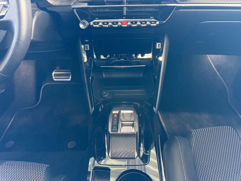 Peugeot e-2008 54 GT 5d