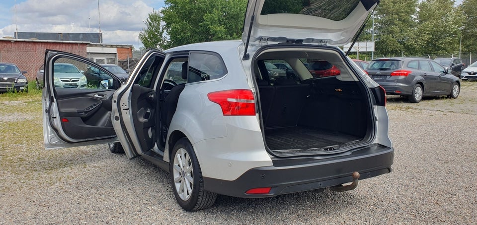 Ford Focus 1,0 SCTi 125 Titanium stc. 5d