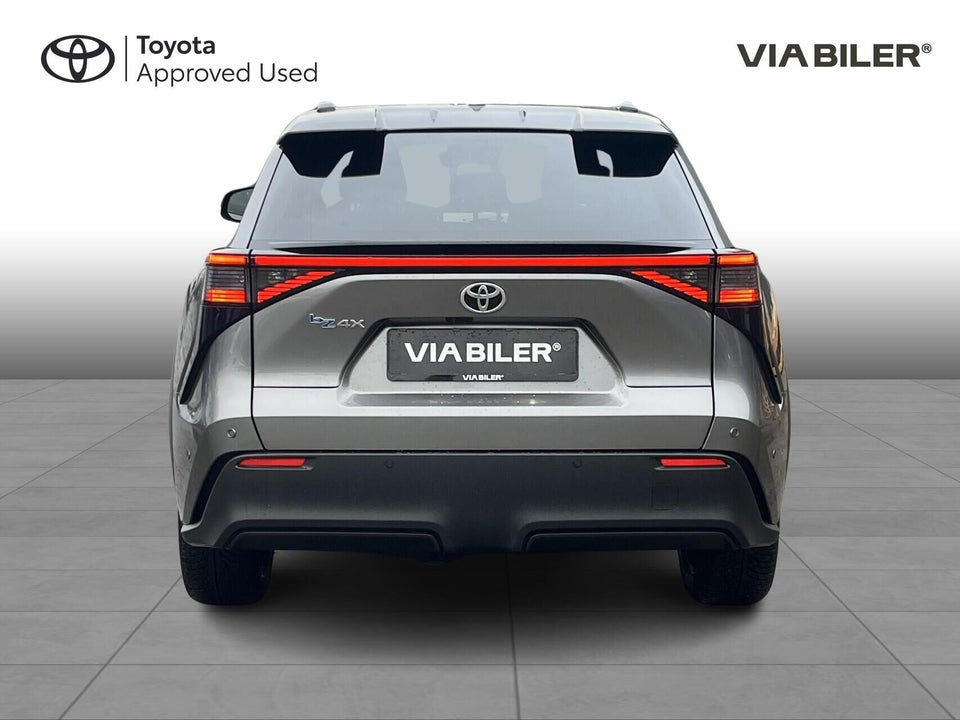 Toyota bZ4X Executive 5d