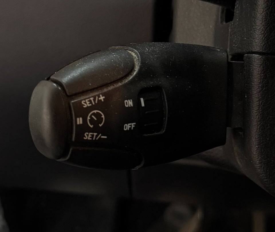 Peugeot 207 1,6 VTi Premium SW 5d