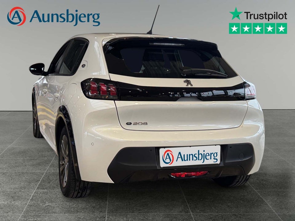 Peugeot e-208 50 Active Pack 5d