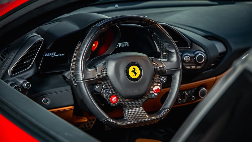 Ferrari 488 Spider 3,9 DCT 2d