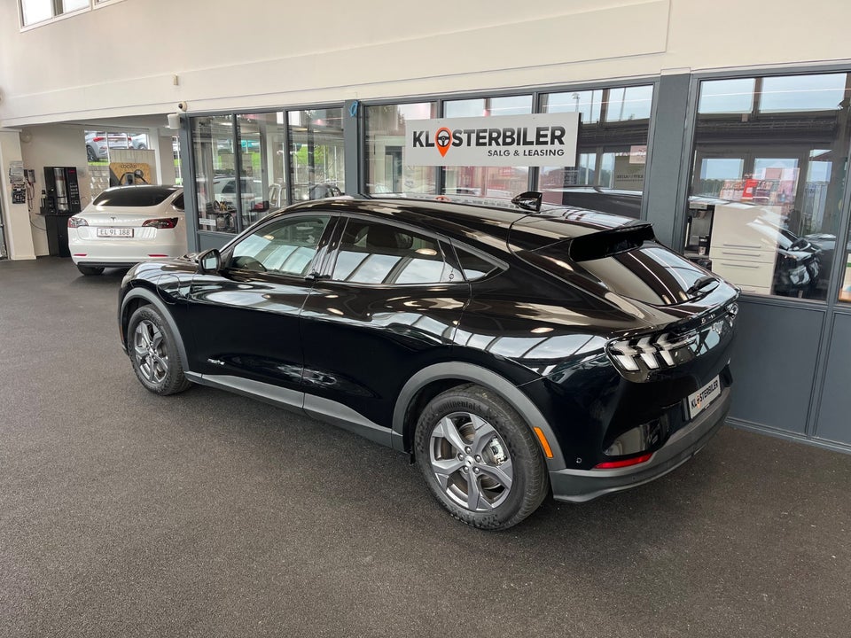 Ford Mustang Mach-E 75 Premium Standard Range 5d