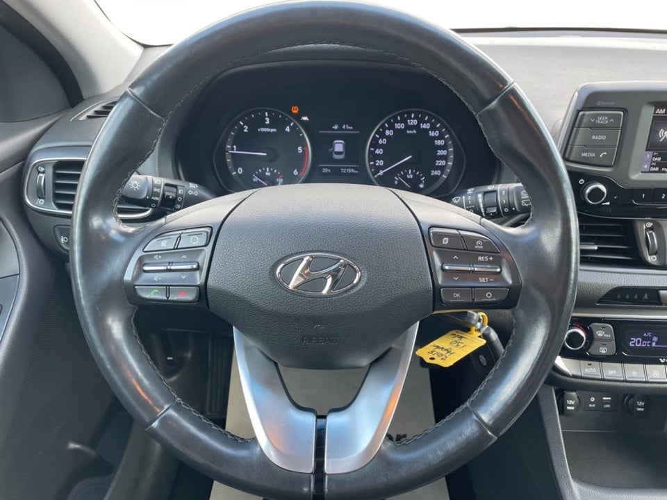 Hyundai i30 1,6 CRDi 110 Life 5d