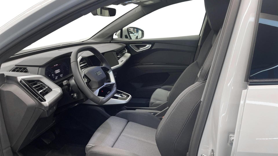 Audi Q4 e-tron 45 Progress Sportback 5d
