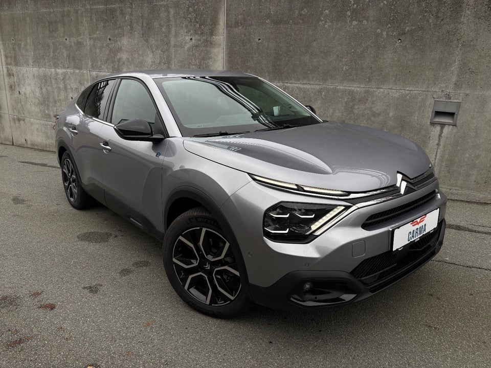 Citroën ë-C4 X 50 Shine 4d