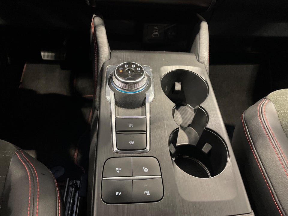 Ford Kuga 2,5 PHEV ST-Line X CVT 5d