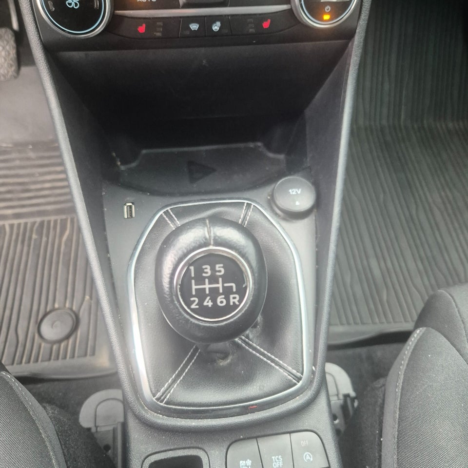 Ford Fiesta 1,0 EcoBoost mHEV Titanium 5d