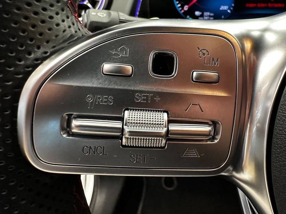 Mercedes EQB350 AMG Line 4Matic 5d