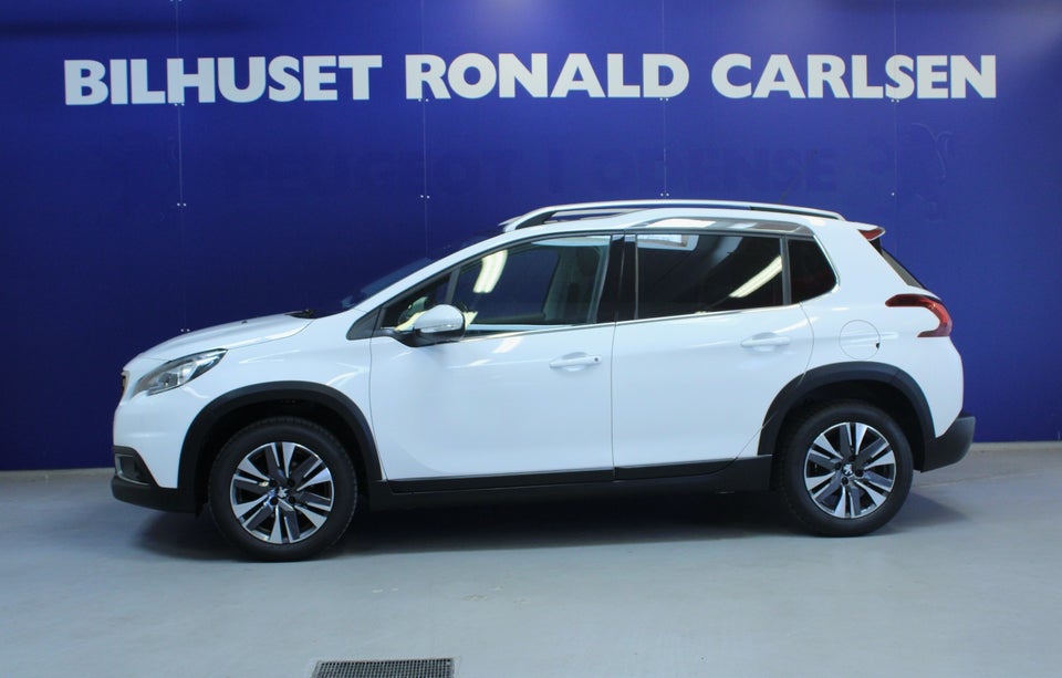 Peugeot 2008 1,2 PureTech 82 Selection Sky 5d