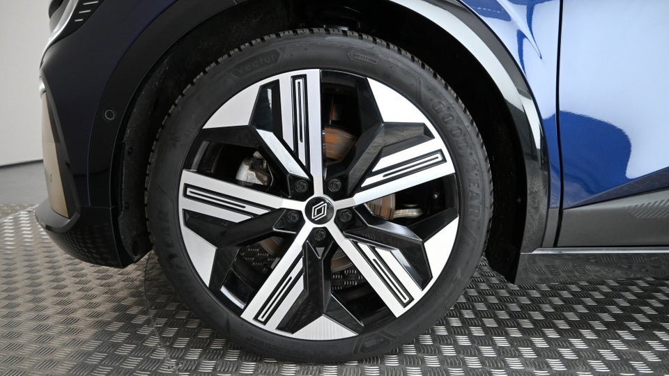 Renault Megane E-Tech 60 Iconic 5d