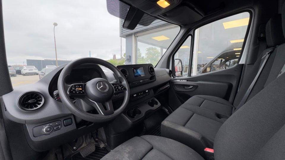 Mercedes Sprinter 214 2,2 CDi A2 Kassevogn aut. FWD