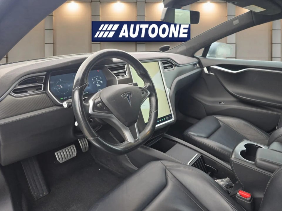Tesla Model S P85D 5d