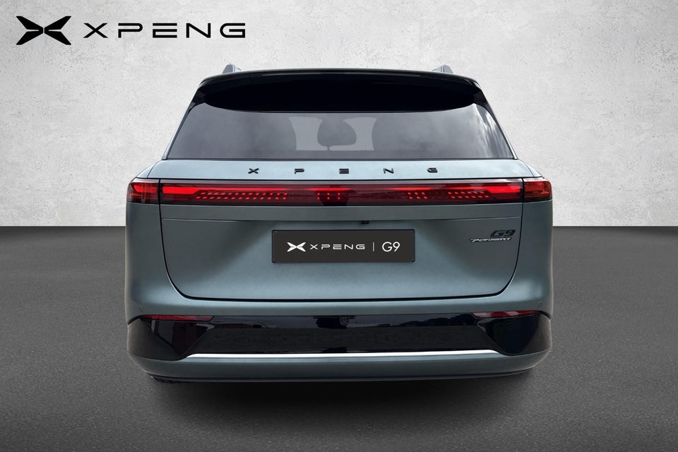 Xpeng G9 Performance 5d