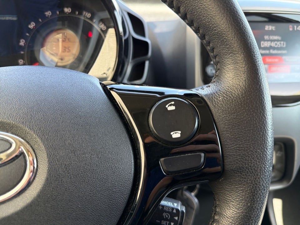 Toyota Aygo 1,0 VVT-i x-sky 5d