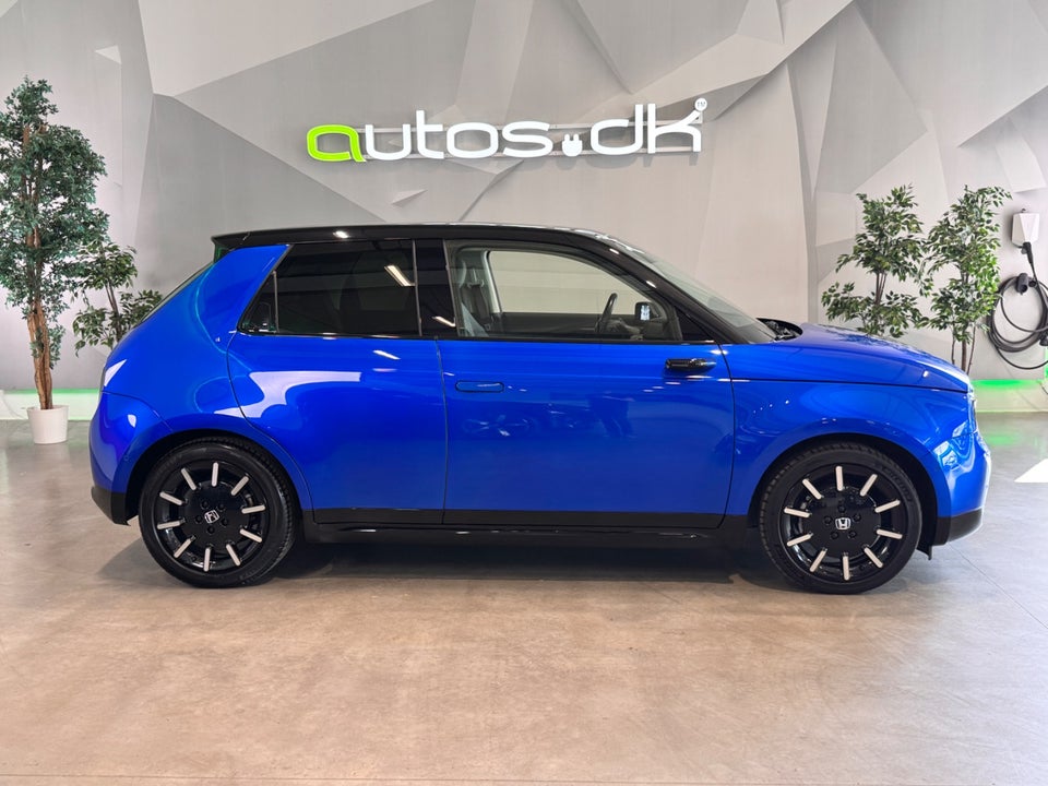 Honda e Advance 5d