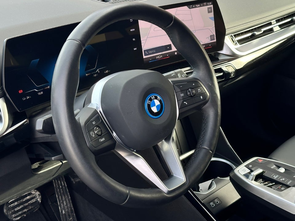 BMW iX1 eDrive20 X-Line 5d