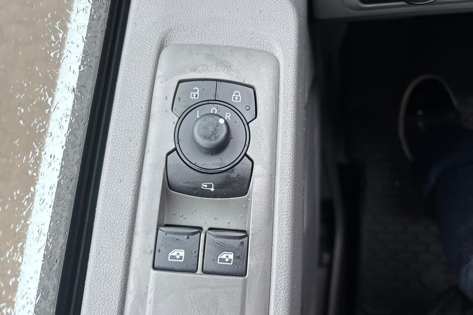 VW e-Transporter 64 Comfort Kassevogn SWB