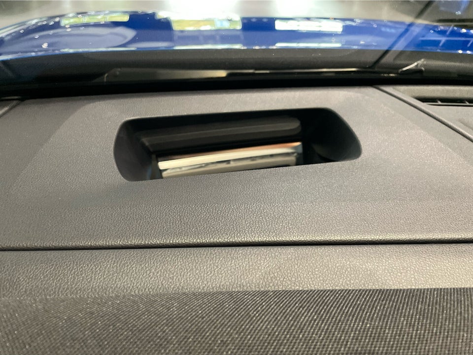 Ford Explorer 82 Premium Extended Range 5d