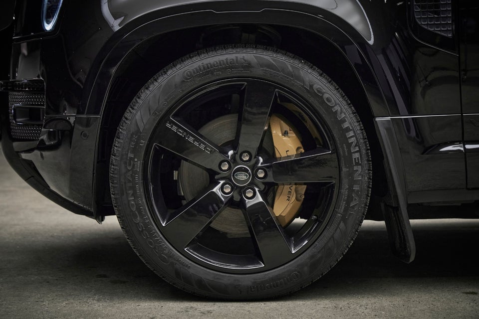 Land Rover Defender 90 5,0 P525 aut. 3d