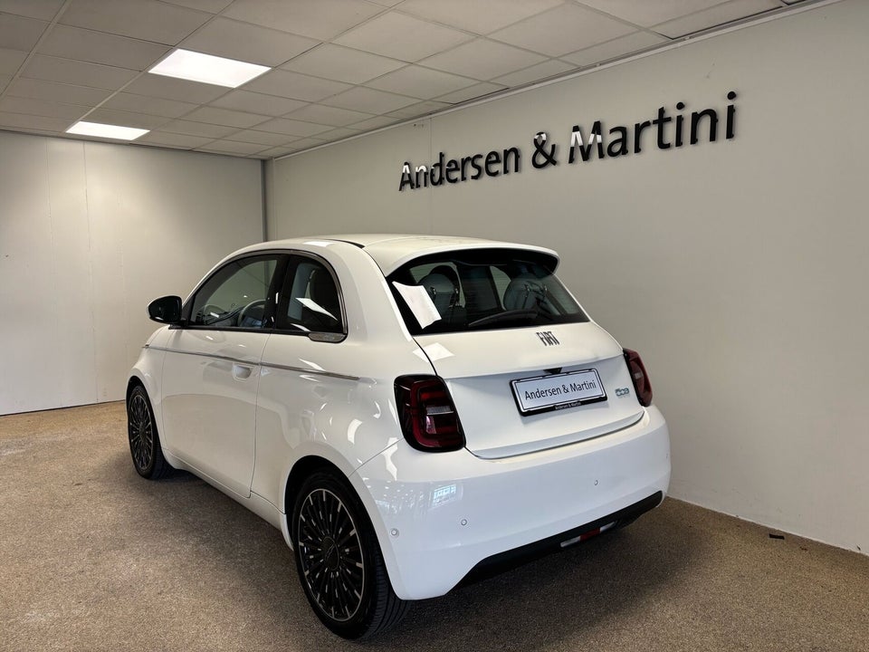 Fiat 500e 42 la Prima by Bocelli 3+1 4d