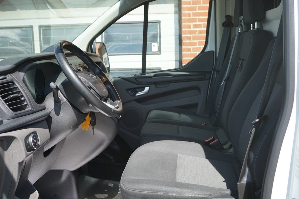 Ford Transit Custom 300 L1 2,0 TDCi 130 Trend aut.
