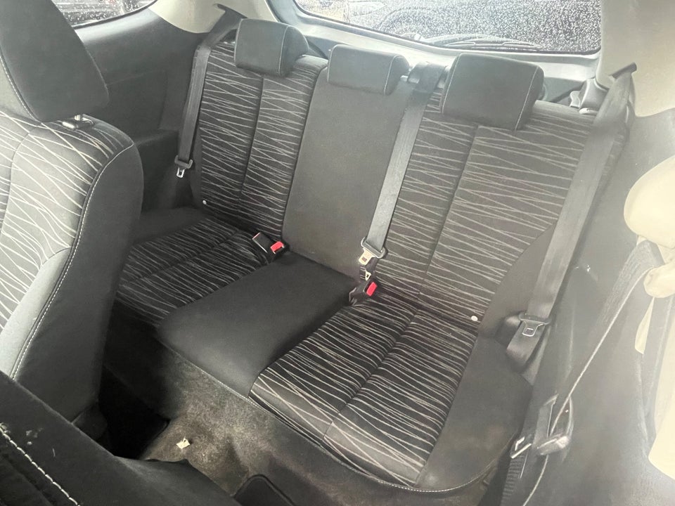 Mazda 2 1,3 Advance 3d