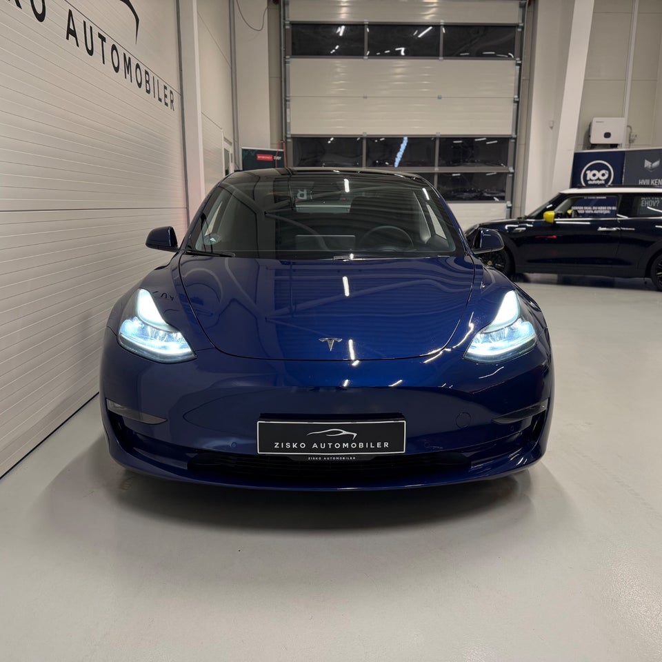 Tesla Model 3 Performance AWD 4d