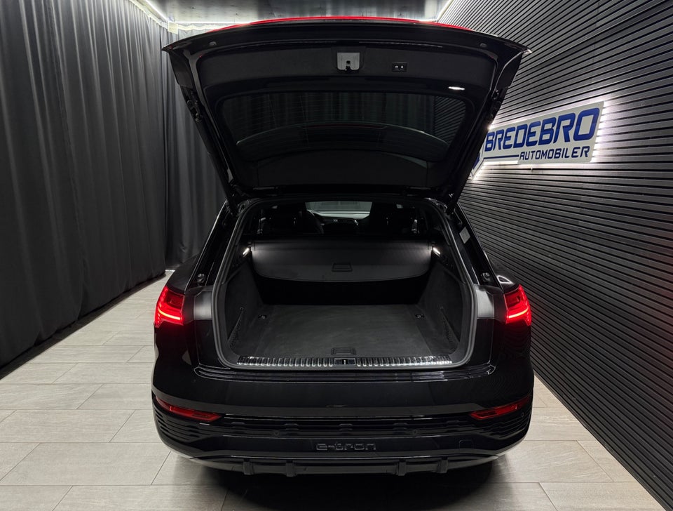 Audi Q8 e-tron 55 S-line Black Edition quattro 5d