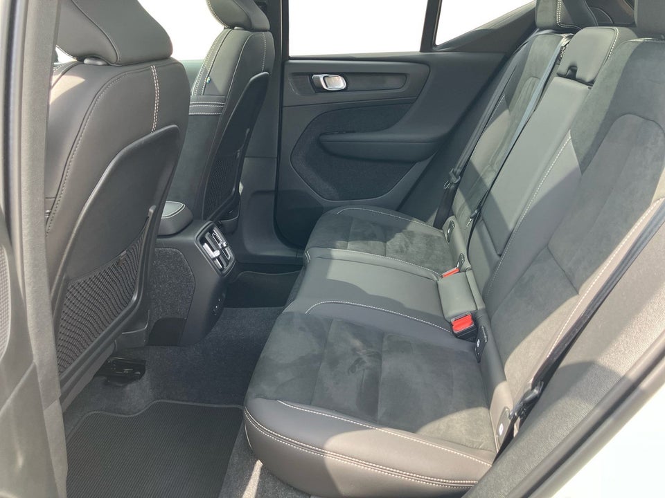 Volvo EX40 Extended Range Ultra 5d