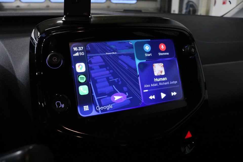 Peugeot 108 1,0 e-VTi 72 Allure+ 5d