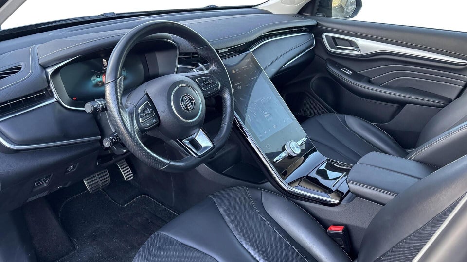 MG Marvel R Luxury 5d