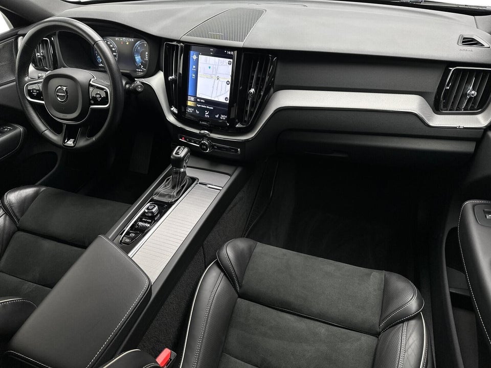 Volvo XC60 2,0 D5 235 R-Design aut. AWD 5d