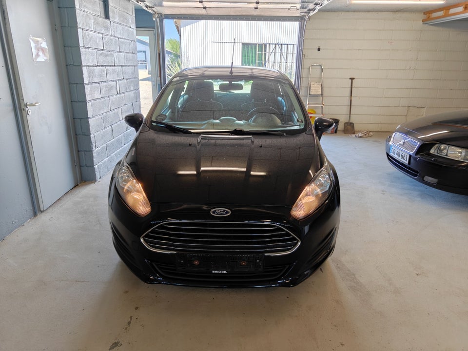 Ford Fiesta 1,0 65 Titanium 5d