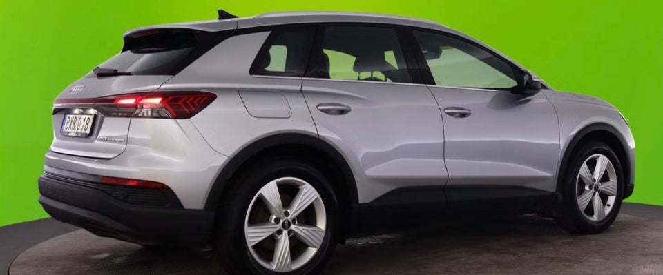 Audi Q4 e-tron 40  5d
