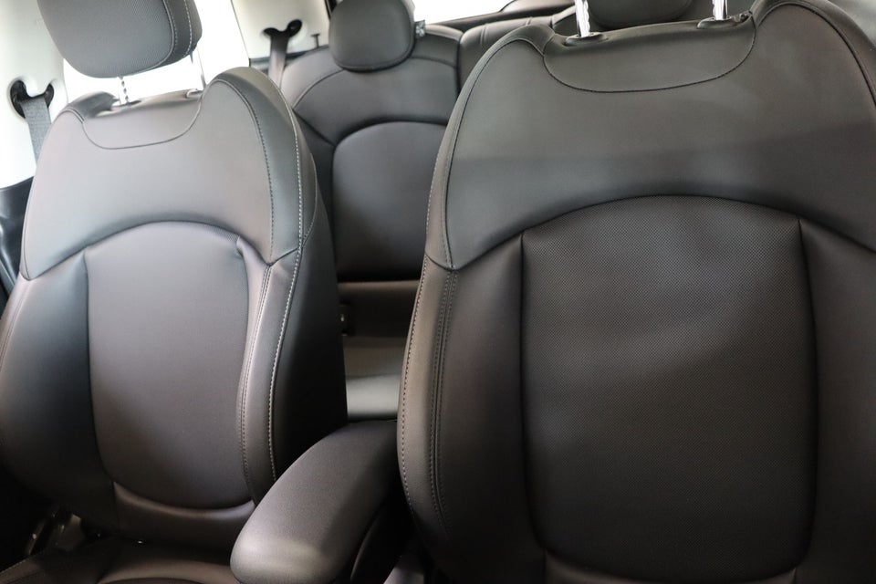 MINI Cooper SE Camden Edition 3d