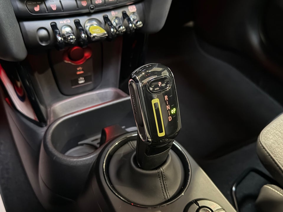 MINI Cooper SE Camden Edition 3d