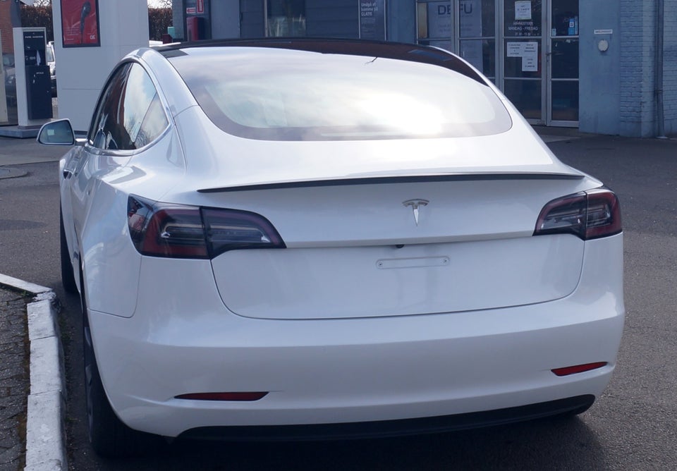 Tesla Model 3 Performance AWD 4d