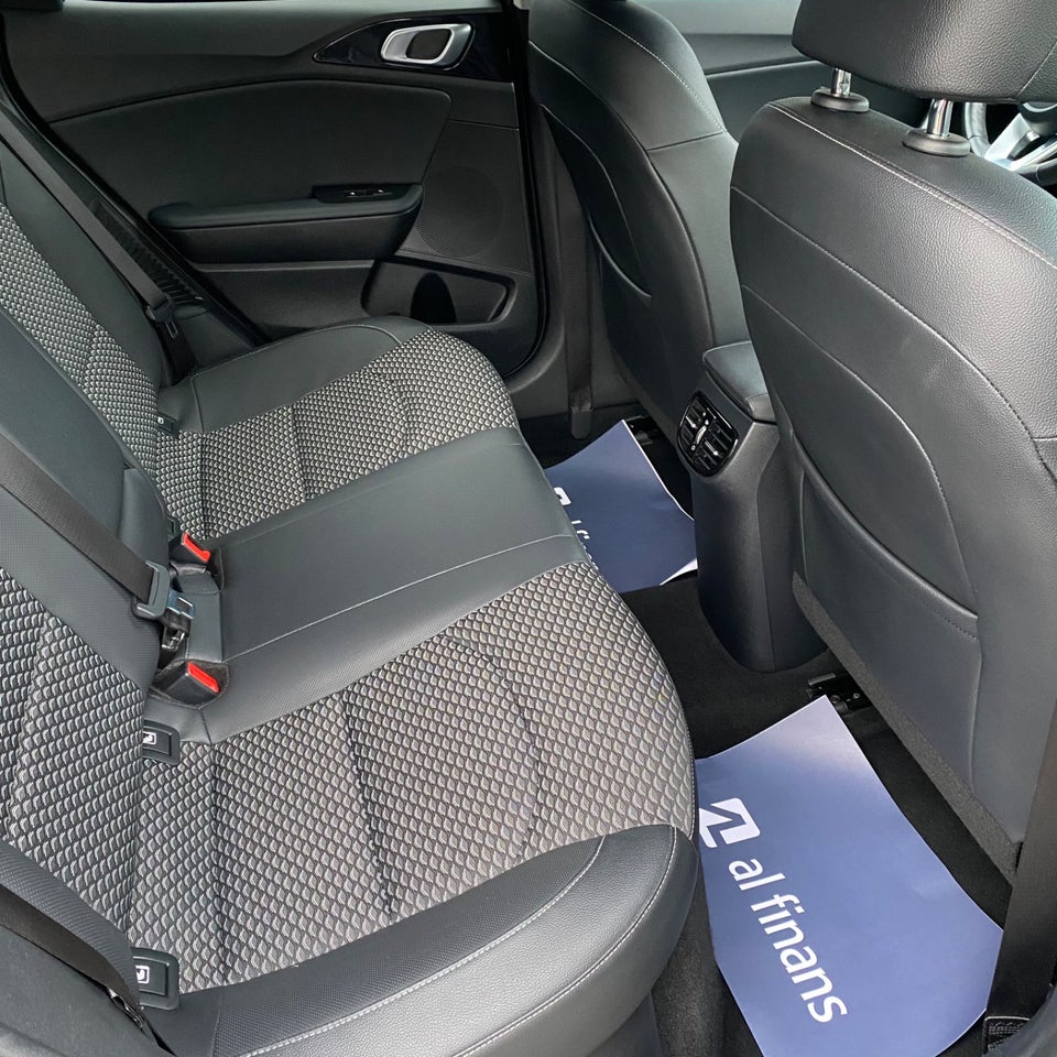 Kia XCeed 1,6 PHEV Upgrade DCT 5d