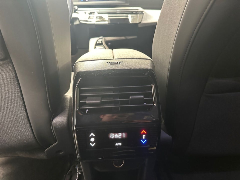 Peugeot e-5008 77 Allure Pack 7prs 5d